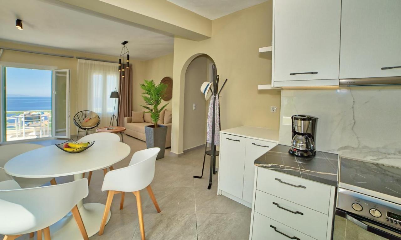 Corali Suites Andros Μπατσί Εξωτερικό φωτογραφία