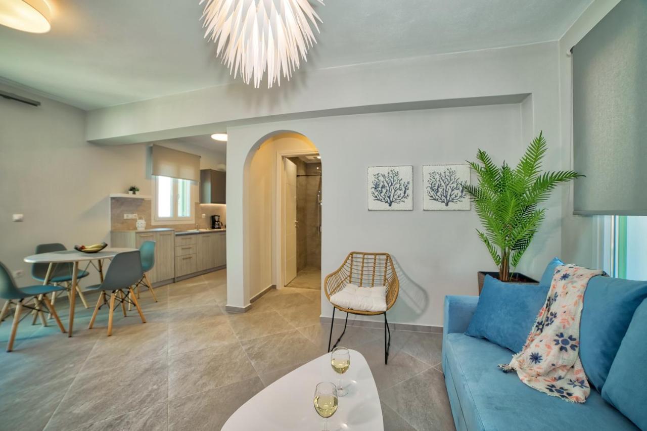 Corali Suites Andros Μπατσί Εξωτερικό φωτογραφία