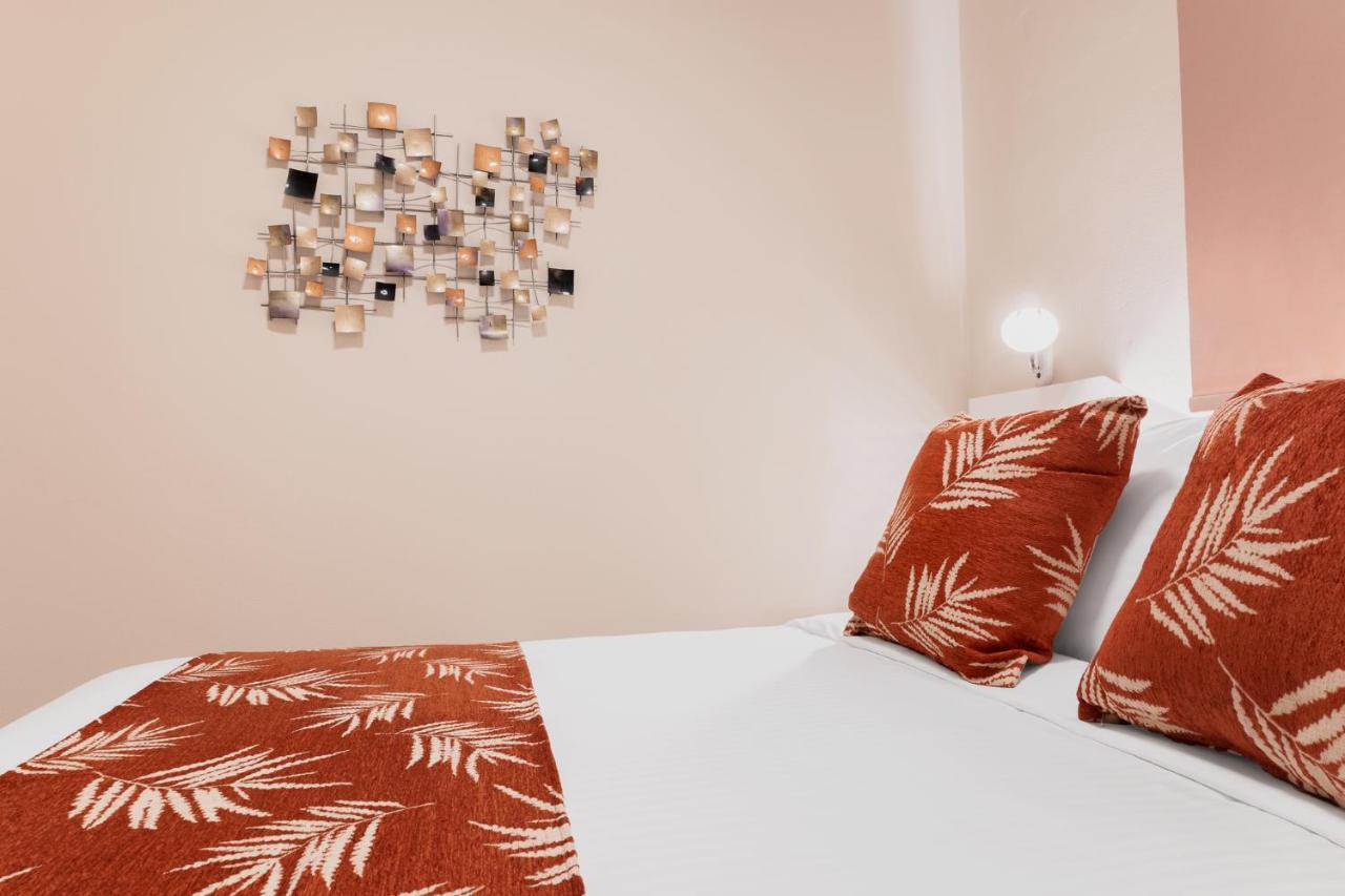 Corali Suites Andros Μπατσί Εξωτερικό φωτογραφία
