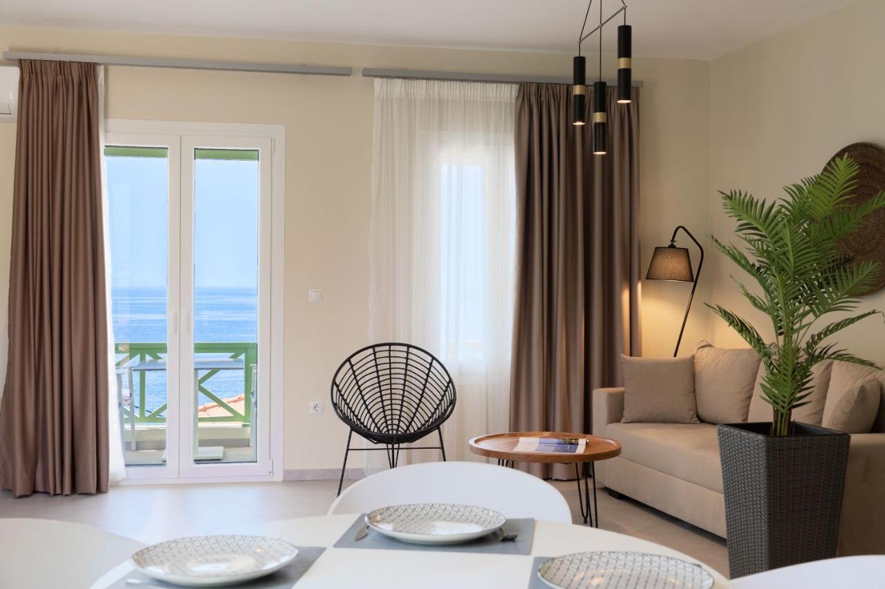 Corali Suites Andros Μπατσί Εξωτερικό φωτογραφία