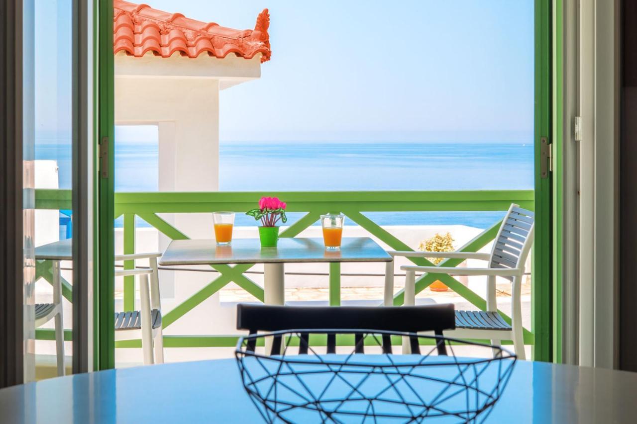Corali Suites Andros Μπατσί Εξωτερικό φωτογραφία
