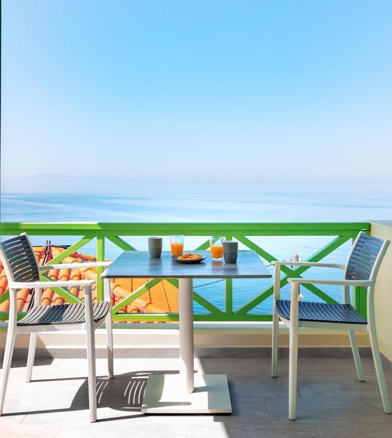 Corali Suites Andros Μπατσί Εξωτερικό φωτογραφία
