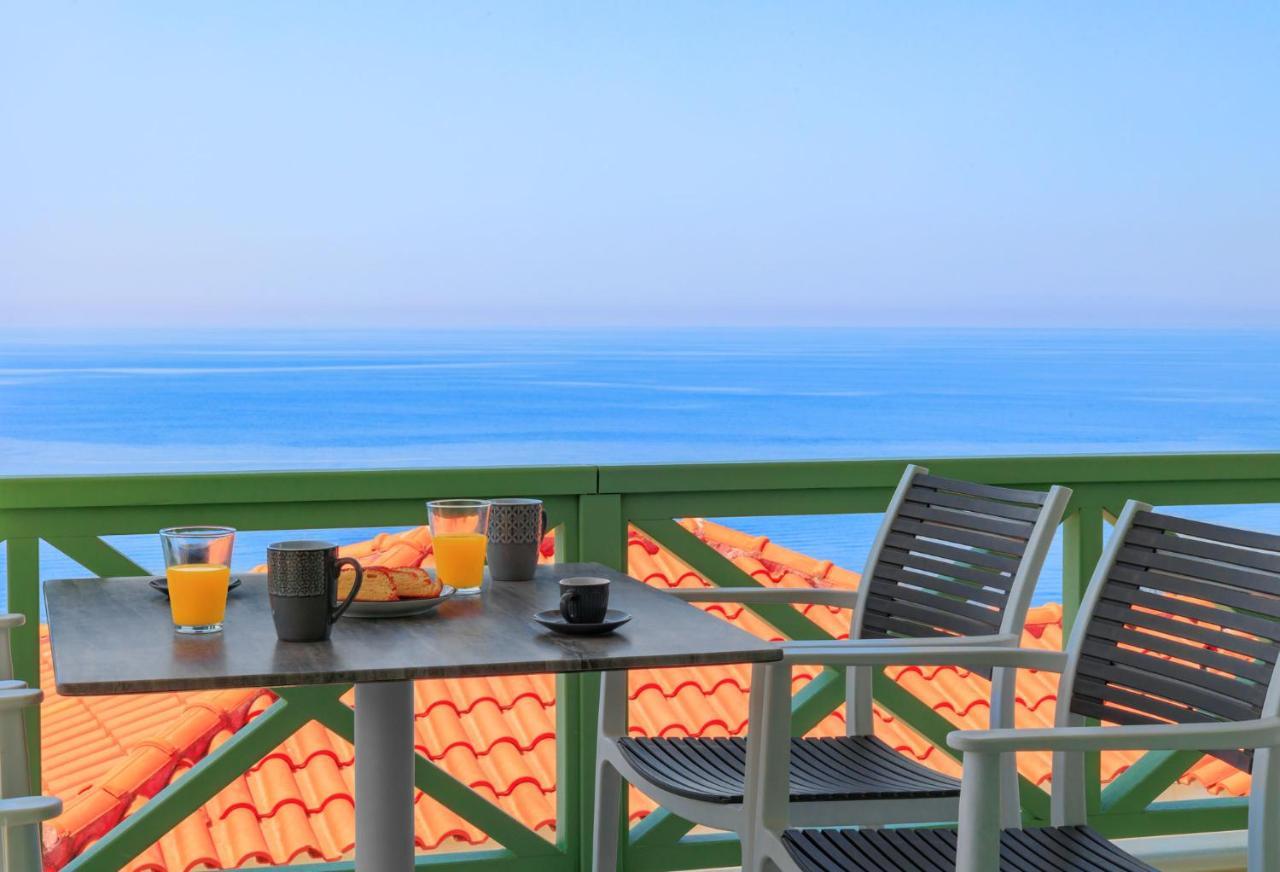 Corali Suites Andros Μπατσί Εξωτερικό φωτογραφία